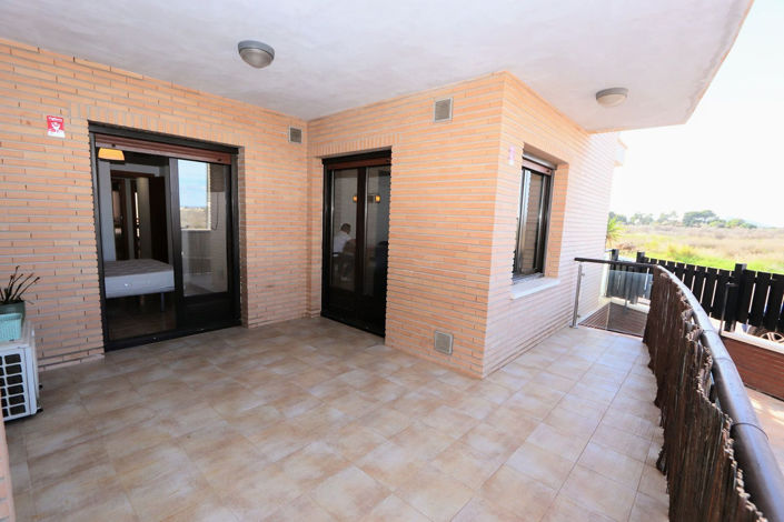 Image No.21-3 Bed Apartment for sale