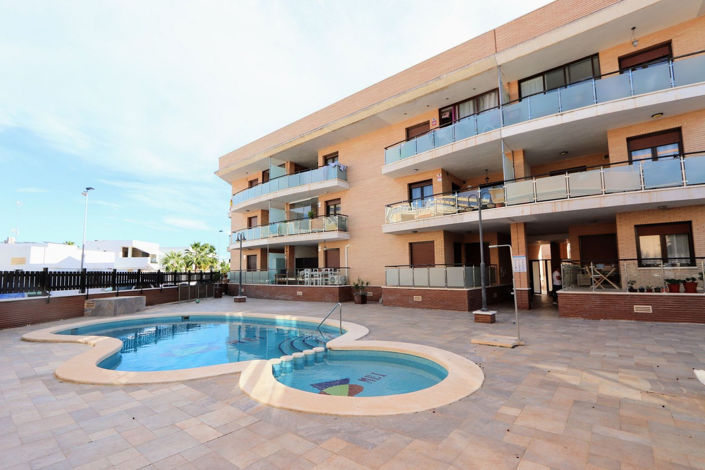 Image No.27-3 Bed Apartment for sale