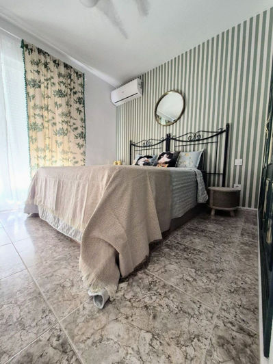 Image No.19-2 Bed House for sale