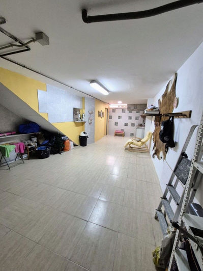 Image No.31-2 Bed House for sale