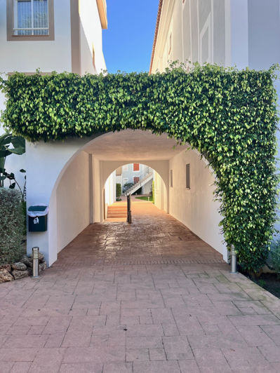 Image No.26-2 Bed Apartment for sale