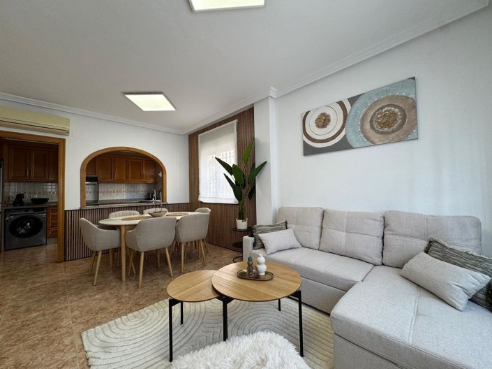 Image No.20-3 Bed Townhouse for sale