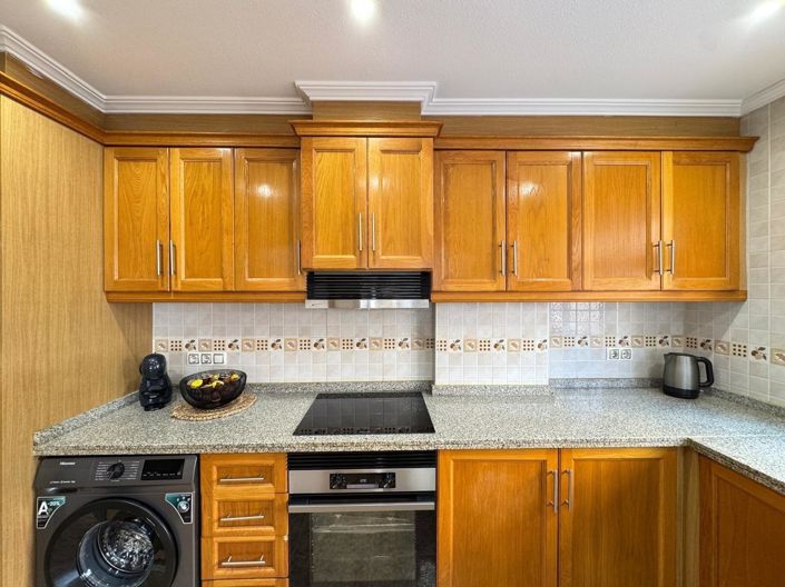 Image No.31-3 Bed Townhouse for sale