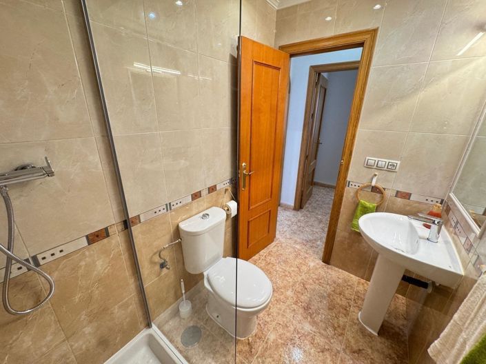 Image No.43-3 Bed Townhouse for sale