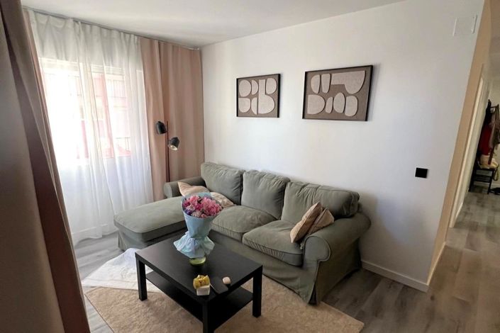 Image No.28-2 Bed House for sale