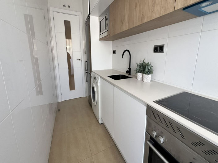 Image No.4-2 Bed Apartment for sale