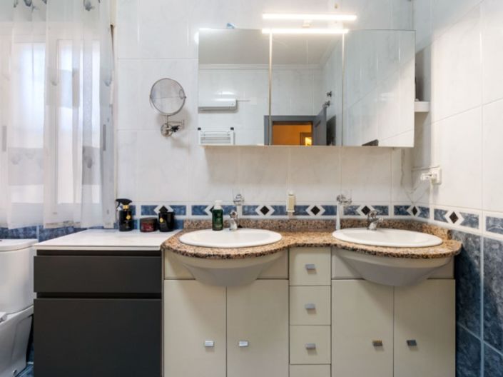 Image No.17-3 Bed Villa for sale