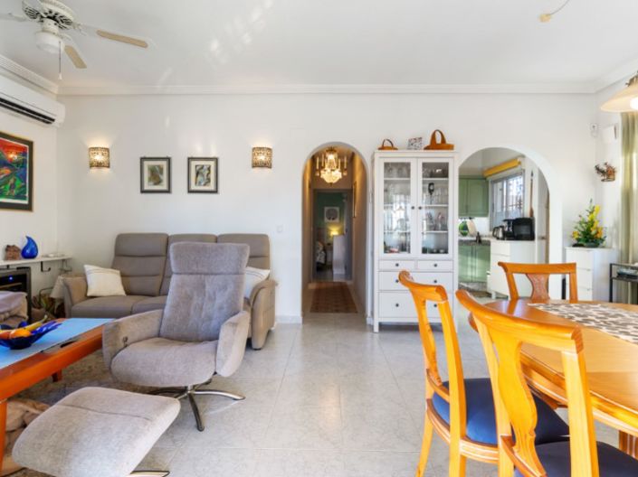 Image No.9-3 Bed Villa for sale