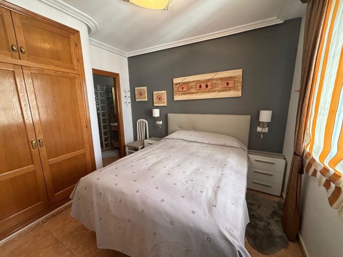 Image No.23-3 Bed Apartment for sale