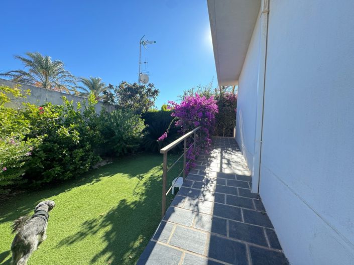 Image No.11-2 Bed Townhouse for sale