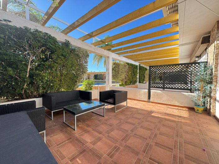 Image No.2-2 Bed Townhouse for sale