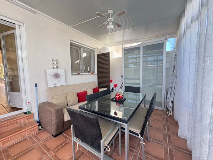 Image No.21-2 Bed Townhouse for sale