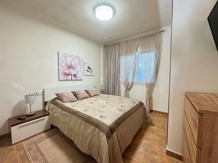 Image No.22-2 Bed Townhouse for sale