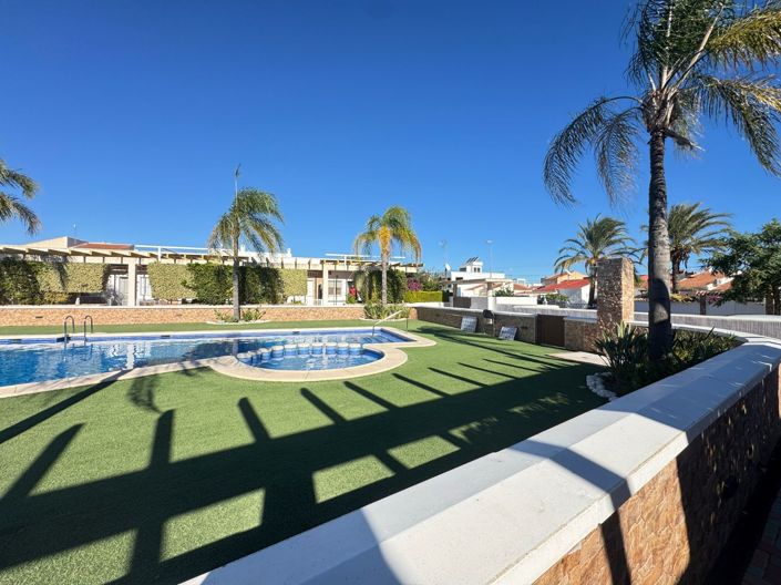 Image No.29-2 Bed Townhouse for sale