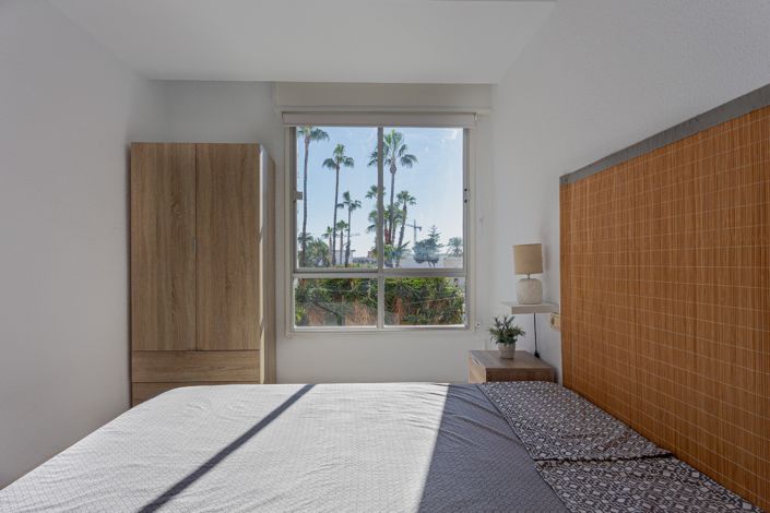 Image No.12-2 Bed Apartment for sale