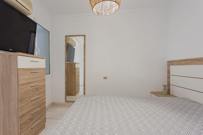 Image No.17-2 Bed Apartment for sale