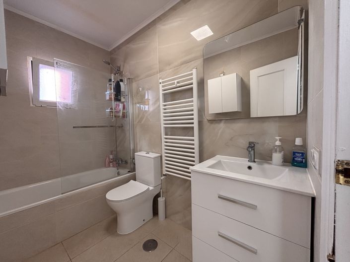 Image No.27-5 Bed Villa for sale