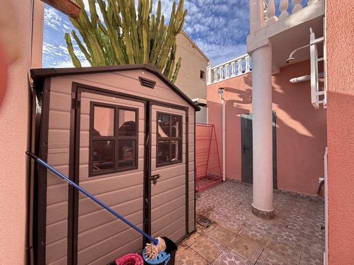 Image No.40-5 Bed Villa for sale