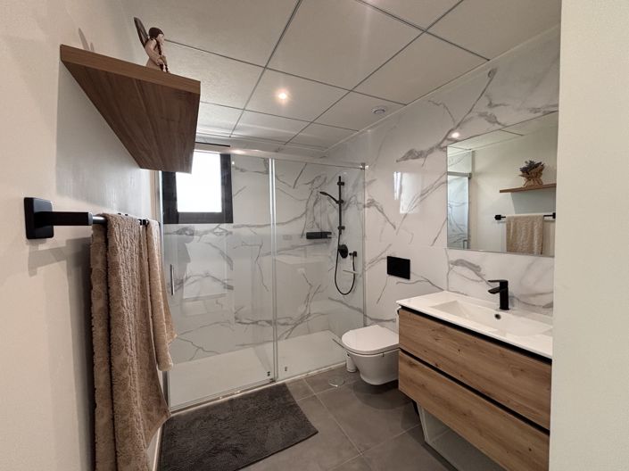 Image No.24-2 Bed Townhouse for sale