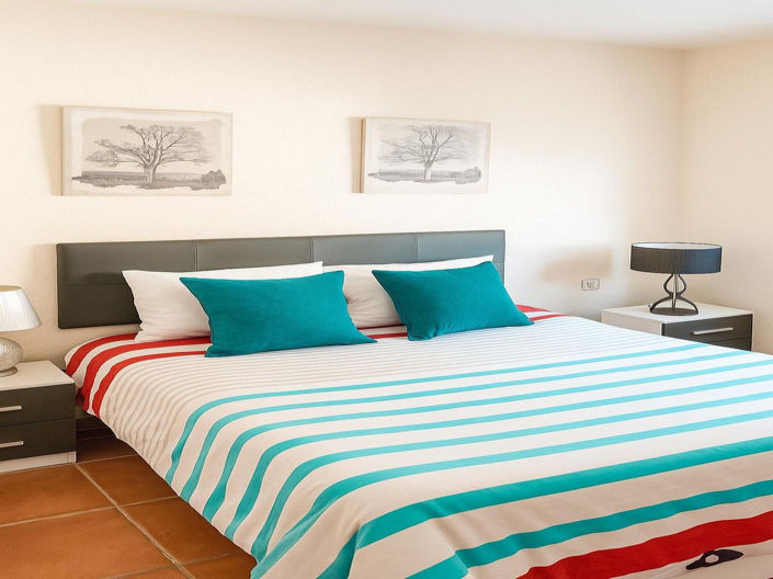 Image No.23-3 Bed House for sale