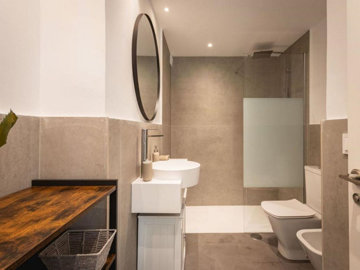 9-467d0cee5b725f3ef65f102a0c2e69c0