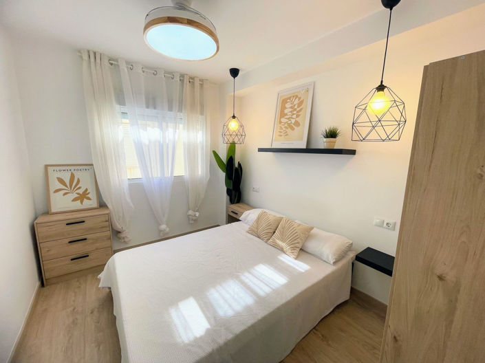 Image No.21-3 Bed Apartment for sale