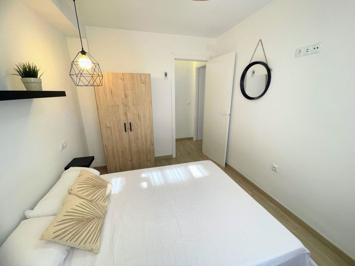 Image No.22-3 Bed Apartment for sale