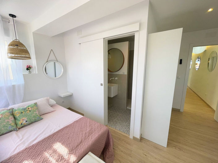 Image No.28-3 Bed Apartment for sale