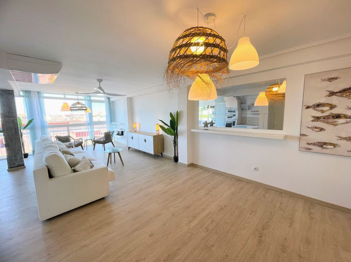 Image No.9-3 Bed Apartment for sale