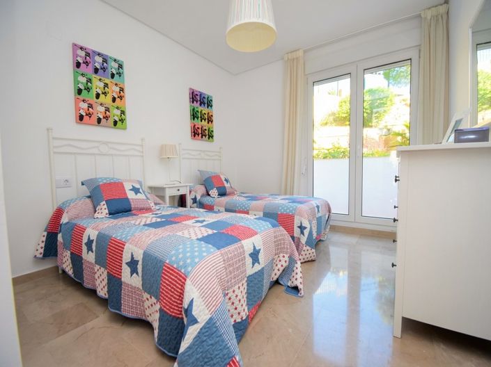 Image No.8-3 Bed Apartment for sale