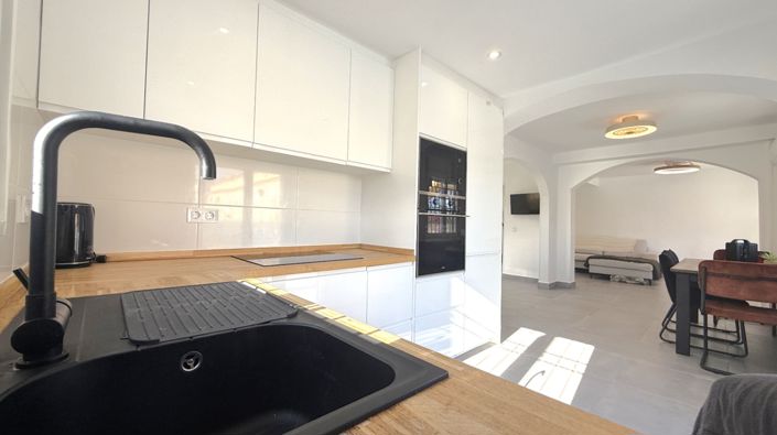 Image No.2-2 Bed House for sale