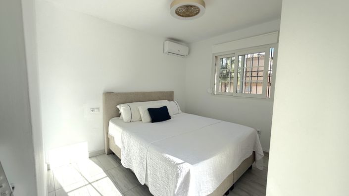 Image No.20-2 Bed House for sale