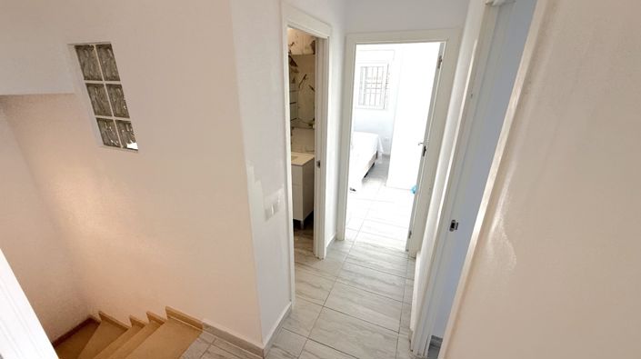 Image No.33-2 Bed House for sale