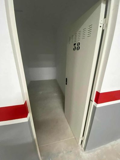 Image No.37-2 Bed Property for sale