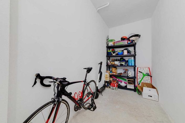 Image No.38-2 Bed Property for sale