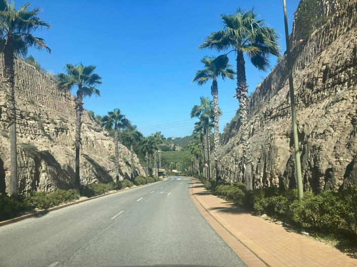 Image No.40-2 Bed Property for sale