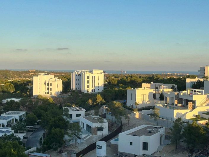 Image No.7-2 Bed Property for sale