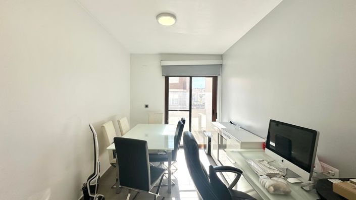 Image No.35-3 Bed Apartment for sale