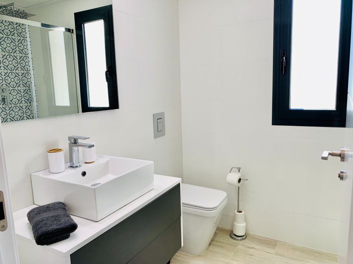 Image No.7-3 Bed Apartment for sale