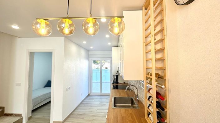 Image No.11-3 Bed Townhouse for sale