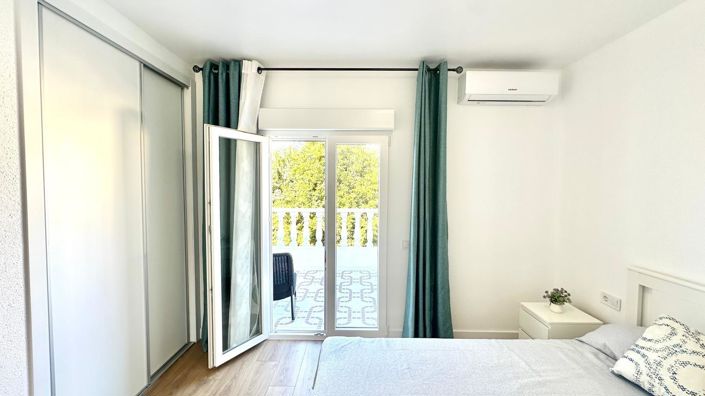 Image No.18-3 Bed Townhouse for sale