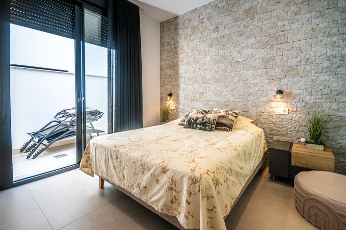 Image No.13-3 Bed Apartment for sale