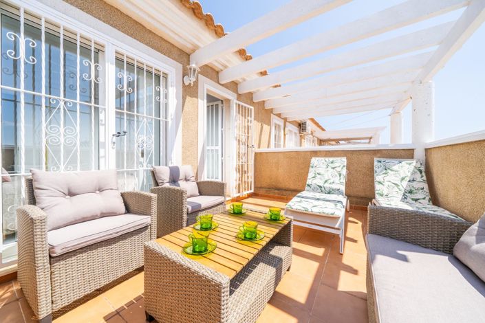 Image No.47-4 Bed House for sale