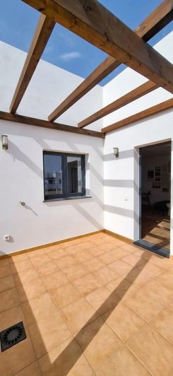 Image No.25-2 Bed Apartment for sale