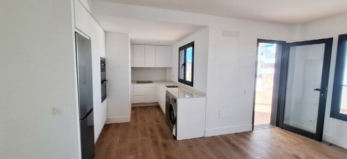 Image No.19-3 Bed Apartment for sale