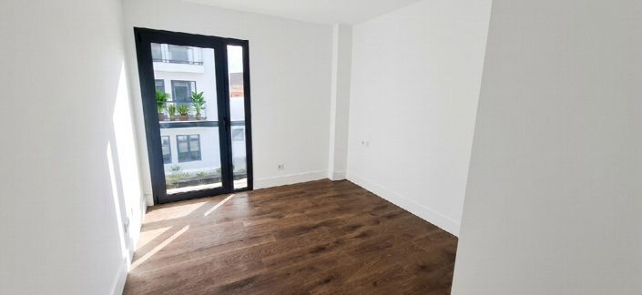 Image No.22-3 Bed Apartment for sale
