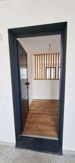 Image No.29-3 Bed Apartment for sale