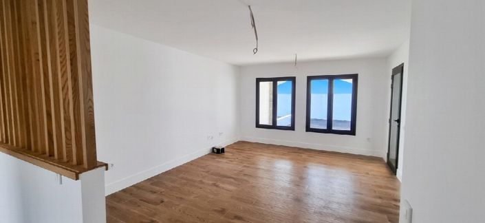 Image No.32-3 Bed Apartment for sale