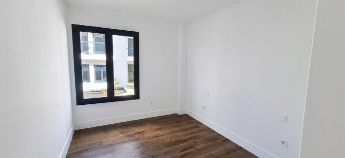 Image No.35-3 Bed Apartment for sale