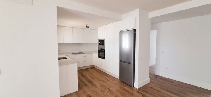 Image No.37-3 Bed Apartment for sale